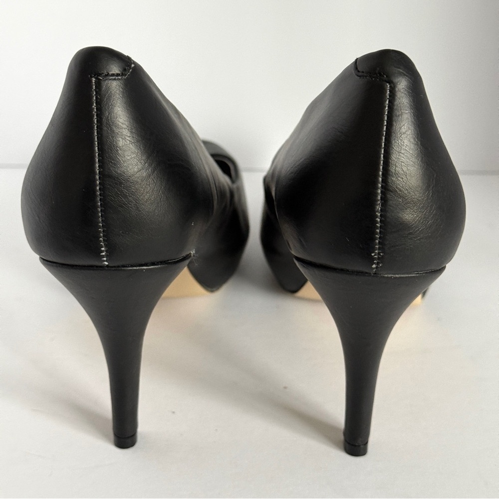 Madden Girl Getta Round Toe Classic Platform Heels Size 10 - Picture 9 of 13